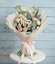 Букет цветов из:  Розы и Лизиантусы в Глазынино