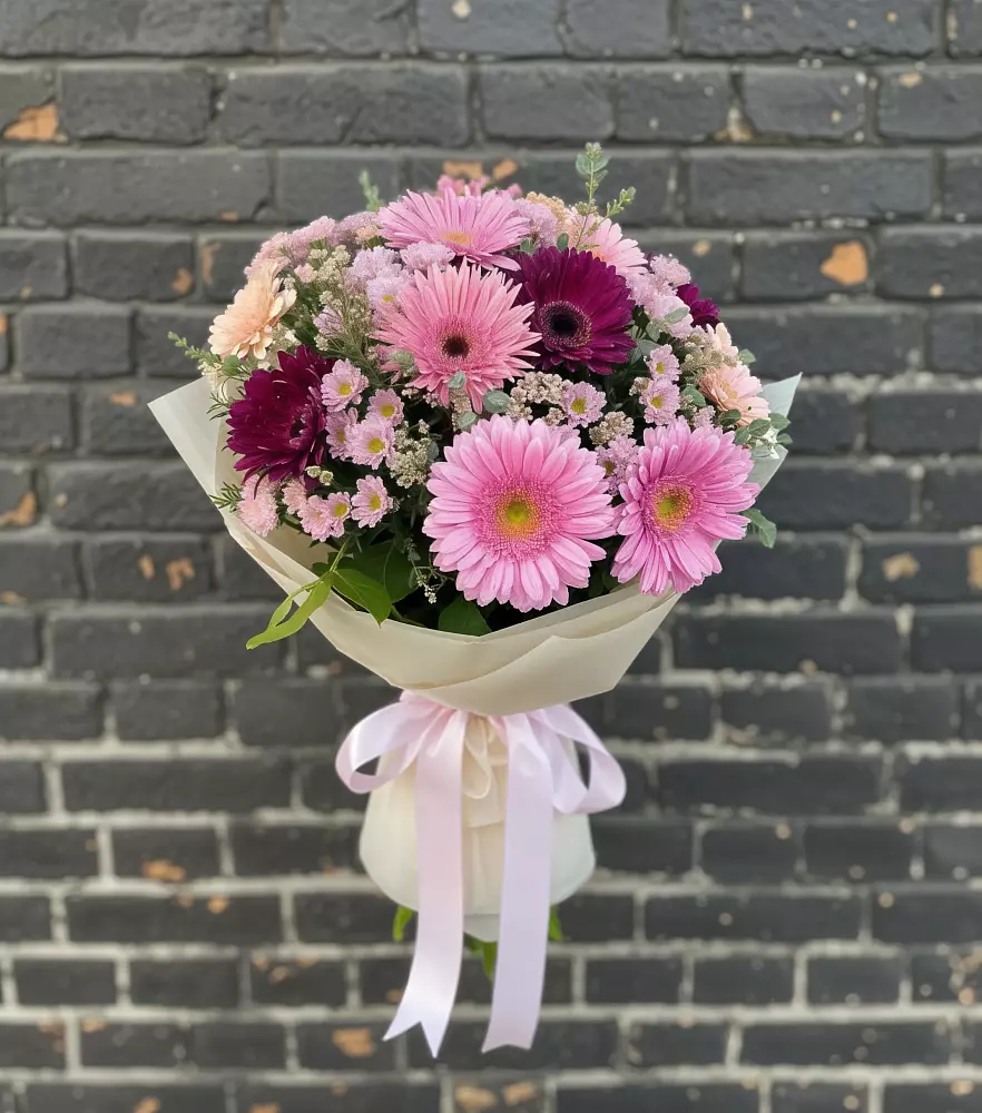 Букет цветов из: Герберы и Хризантемы в Глазынино