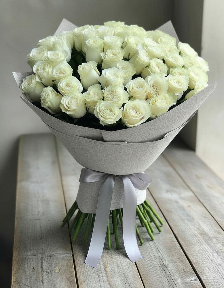 Букет 35 Белых роз в Глазынино