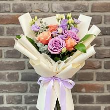 Букет цветов из:  Лизиантусы и Розы в Глазынино