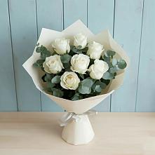 Букет Белые розы в Эвкалипте в Глазынино