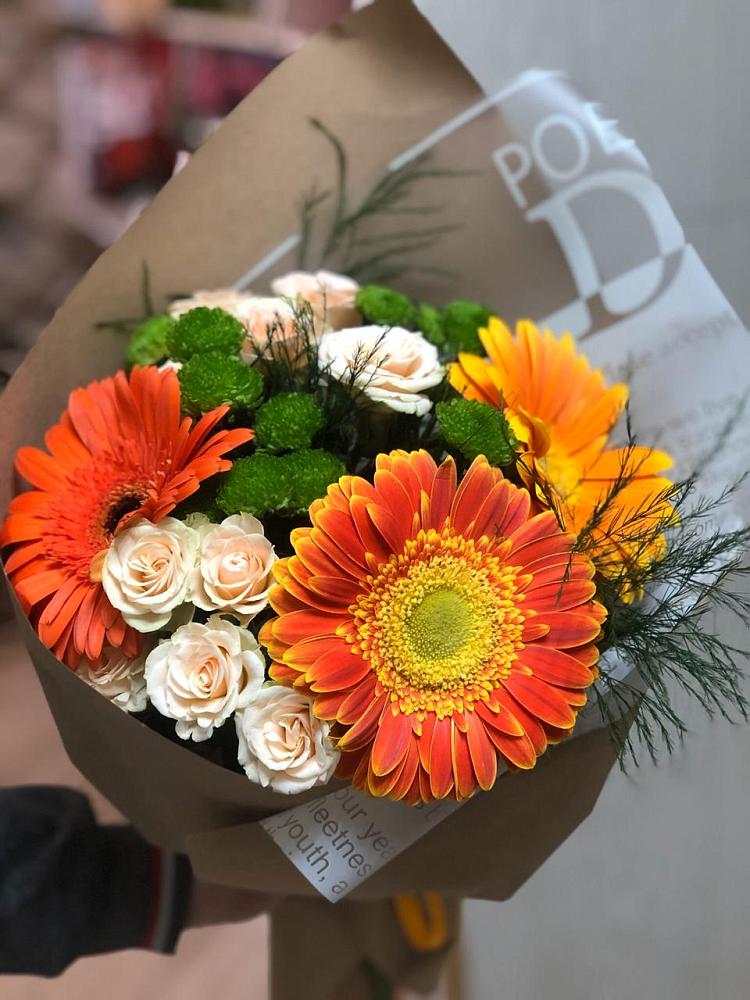 Букет цветов из: Герберы, Хризантемы и Розы в Глазынино